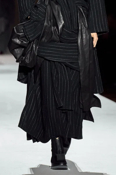 Look 43
